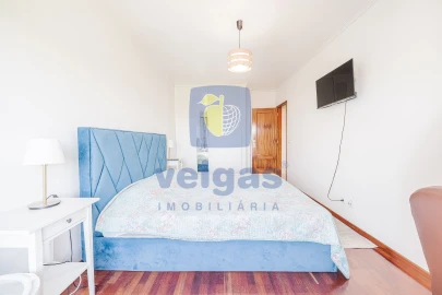 Apartamento T2 para Venda em Rio de Mouro