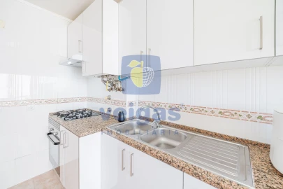 Apartamento T2 para Venda em Rio de Mouro