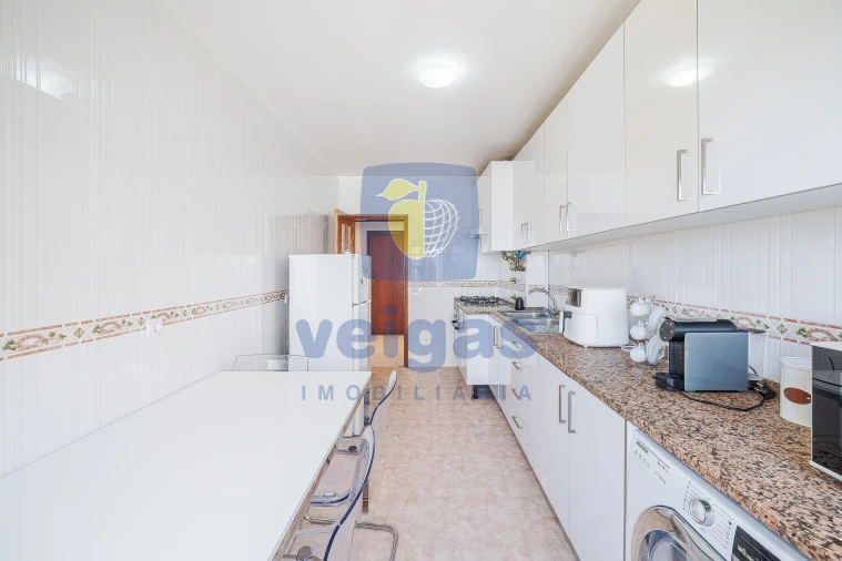 Apartamento T2 para Venda em Rio de Mouro Foto 32