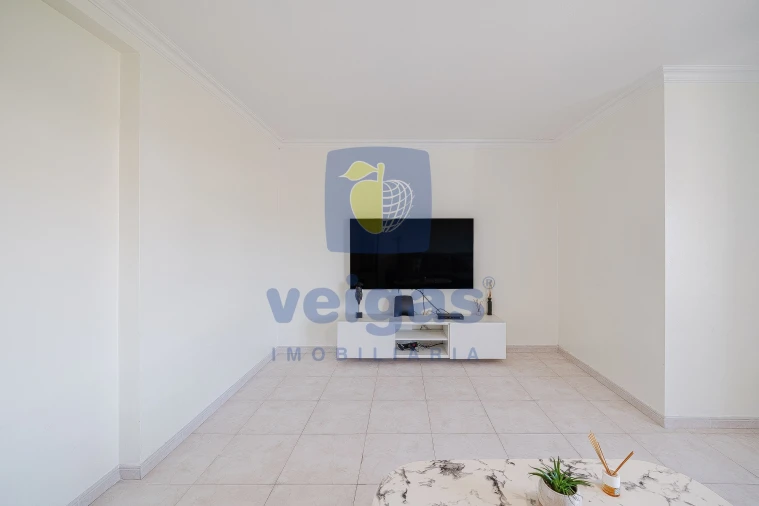 Apartamento T2 para Venda em Rio de Mouro Foto 20