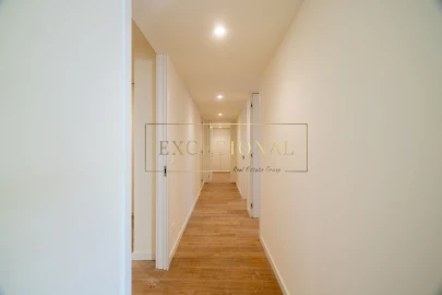 Apartamento T4 para Venda em Ermesinde