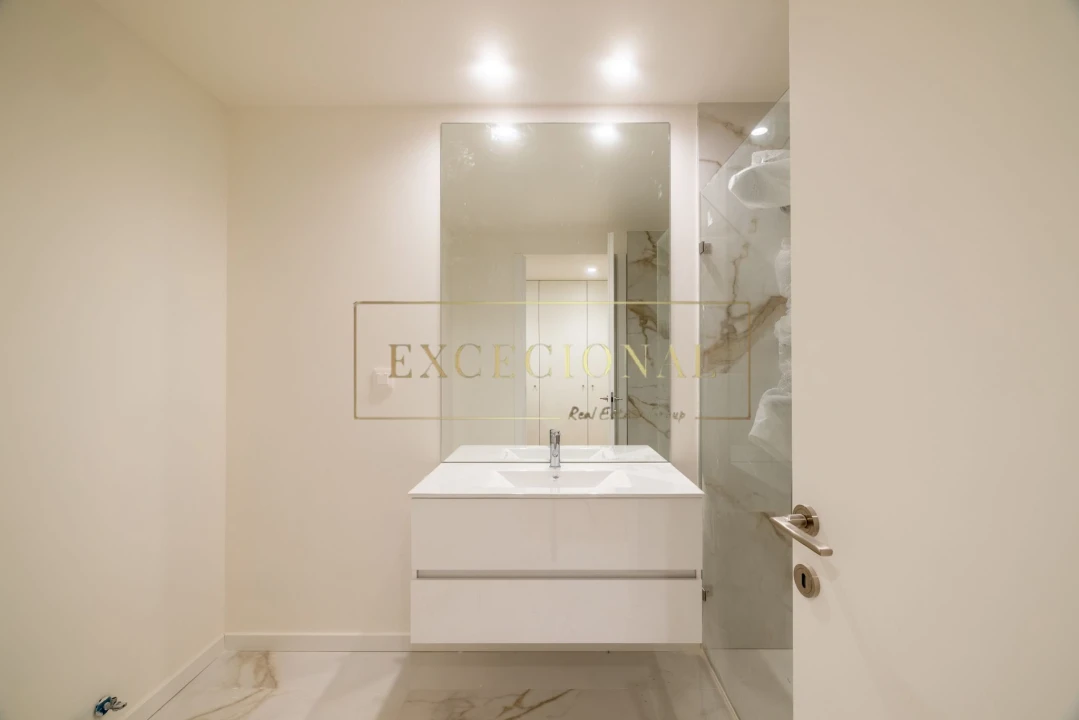 Apartamento T4 para Venda em Ermesinde Foto 14