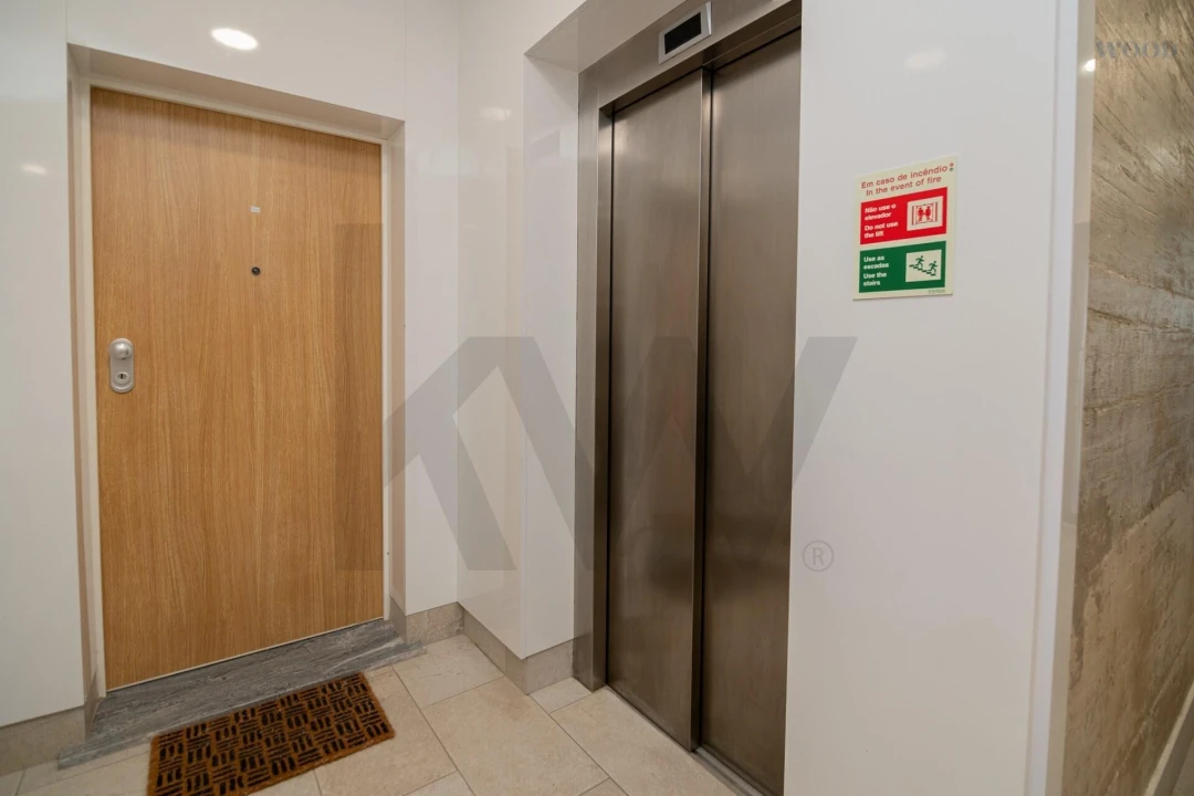 Apartamento T2 para Venda em Portimão Foto 40