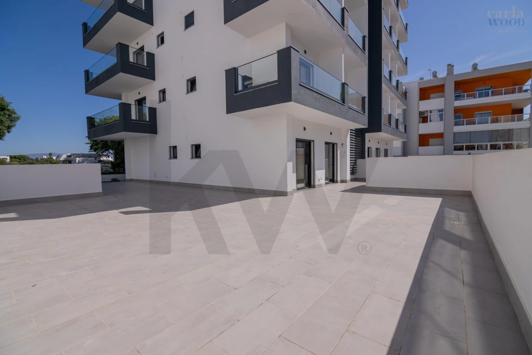 Apartamento T2 para Venda em Portimão Foto 39