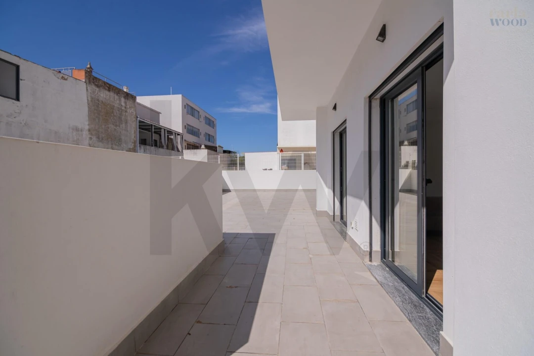Apartamento T2 para Venda em Portimão Foto 37