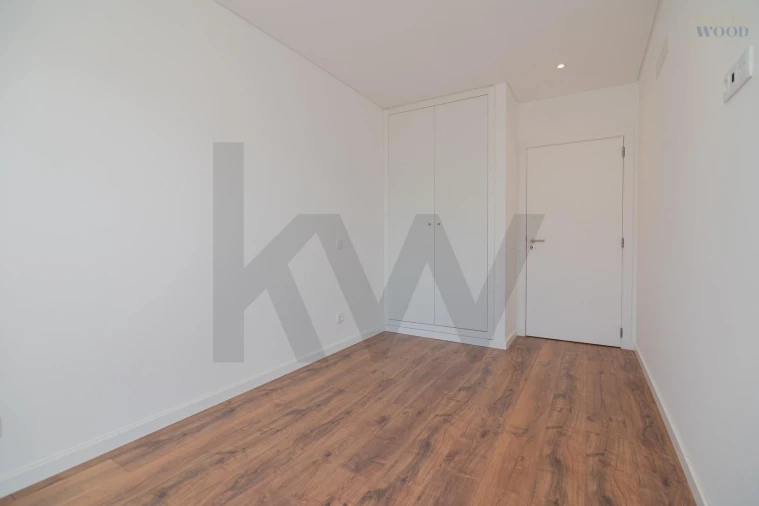 Apartamento T3 para Venda em Portimão Foto 48