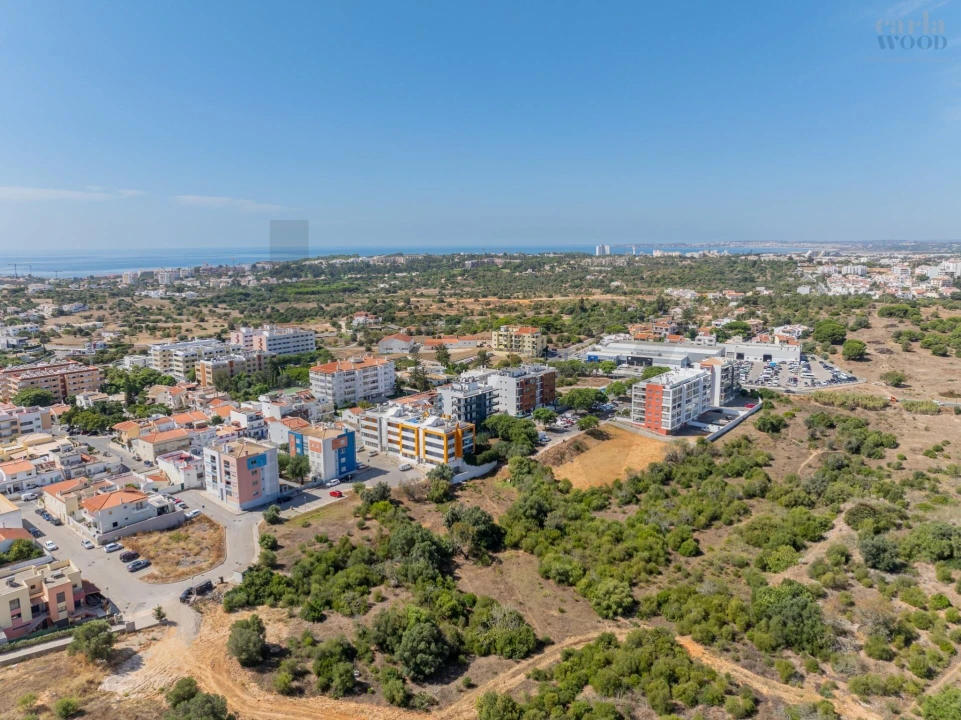 Apartamento T2 para Venda em Portimão Foto 69