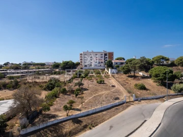 Terreno para Venda em Quarteira