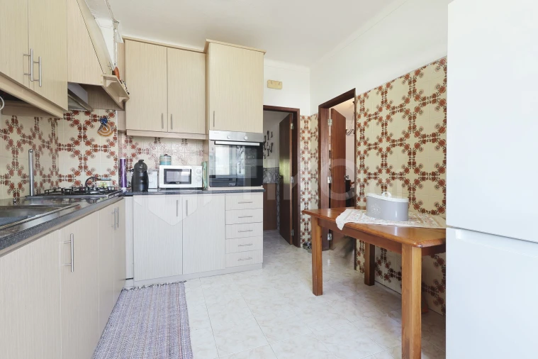Apartamento T2 para Venda em Santa Maria do Castelo e Santiago e Santa Susana Foto 16