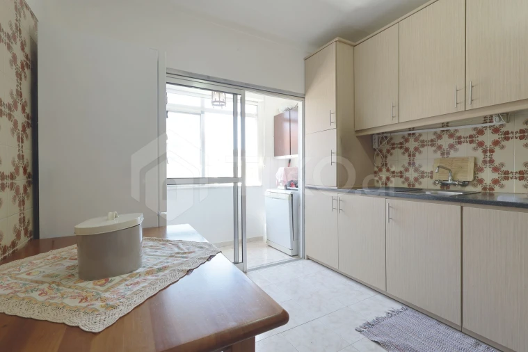 Apartamento T2 para Venda em Santa Maria do Castelo e Santiago e Santa Susana Foto 15