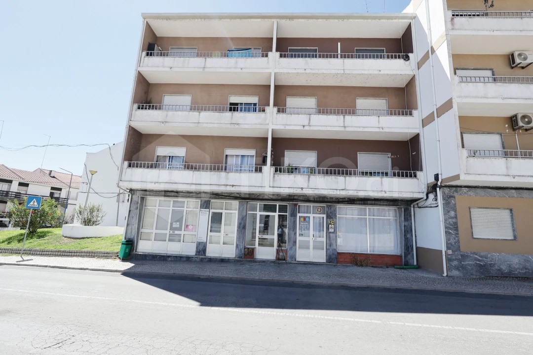 Apartamento T2 para Venda em Santa Maria do Castelo e Santiago e Santa Susana Foto 24