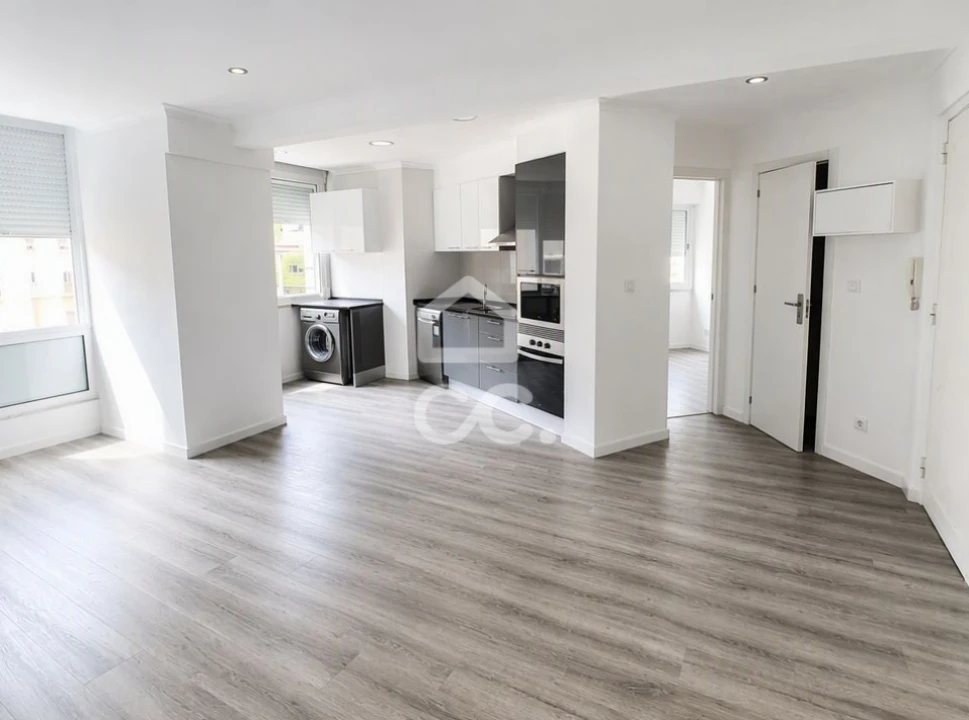 Apartamento T2 para Arrendamento em Odivelas Foto 1