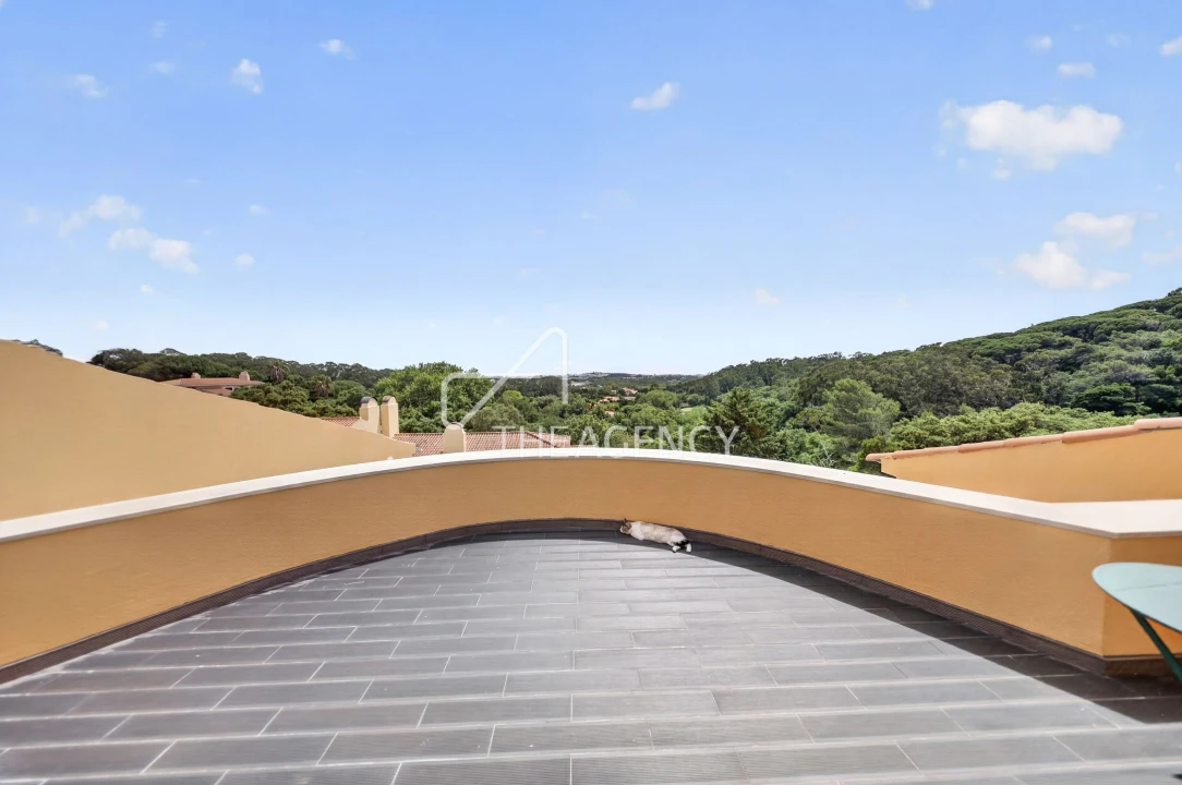 Moradia T5 para Venda em Agualva e Mira-Sintra Foto 25
