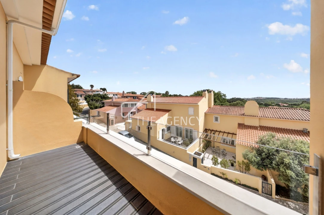 Moradia T5 para Venda em Agualva e Mira-Sintra Foto 41