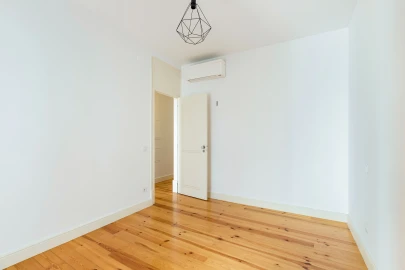 Apartamento T2 para Venda em Misericórdia