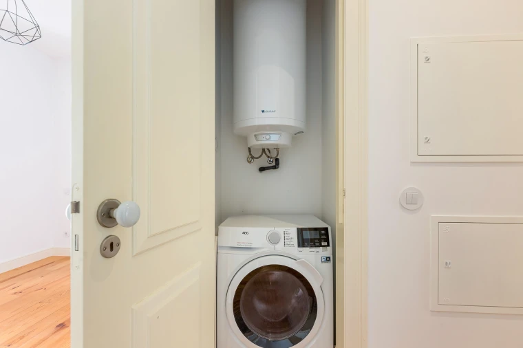 Apartamento T2 para Venda em Misericórdia Foto 12