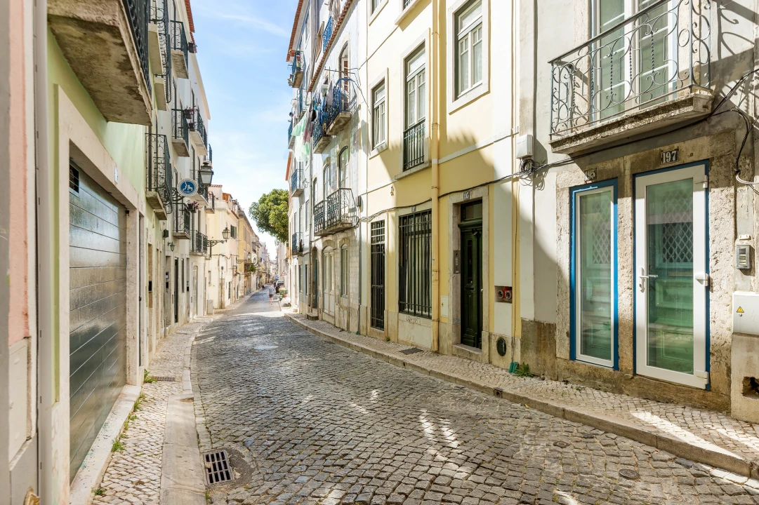 Apartamento T2 para Venda em Misericórdia Foto 25