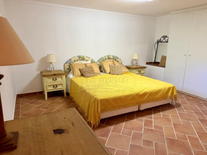 Moradia T3 para Venda em Santa Barbara de Nexe Foto 19