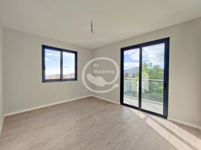 Moradia T3 para Venda em São Roque Foto 15