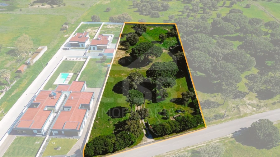 Terreno para Venda em Samora Correia