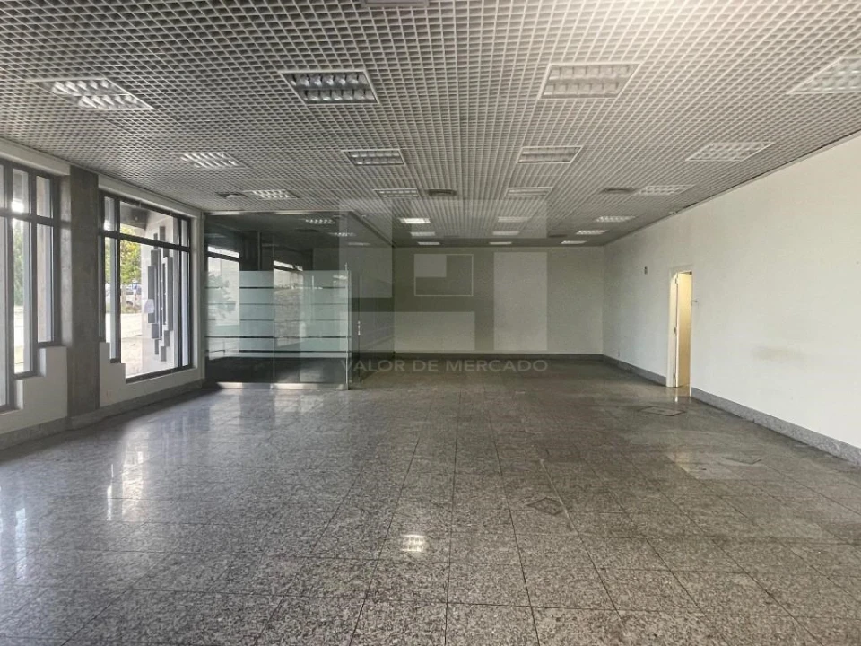 Prédio para Venda em Aguiar da Beira e Coruche Foto 2