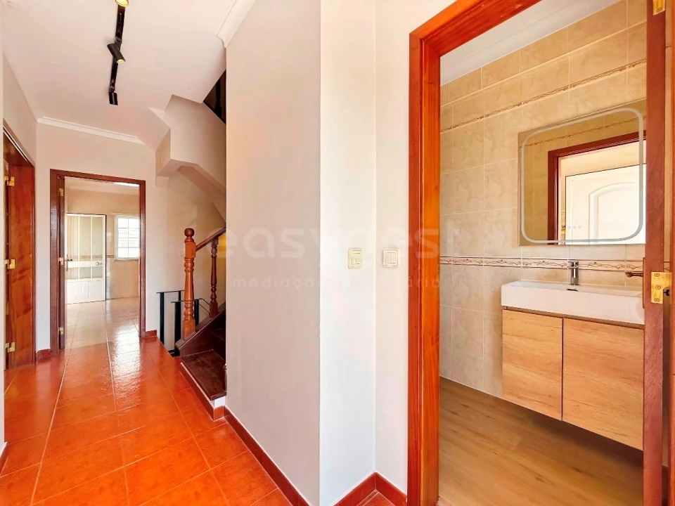 Moradia T3 para Venda em Azeitão (São Lourenço e São Simão) Foto 16