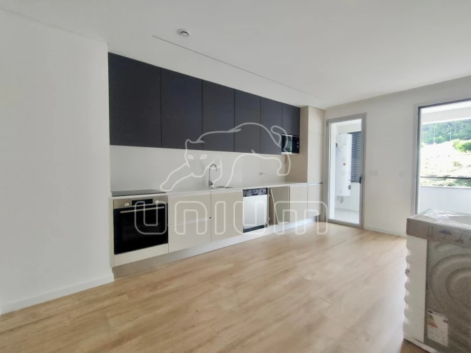 Apartamento T2 para Venda em Darque Foto 2