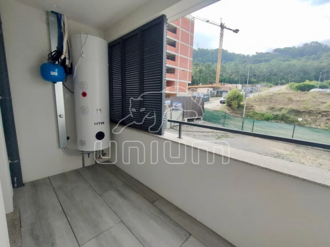 Apartamento T2 para Venda em Darque Foto 8