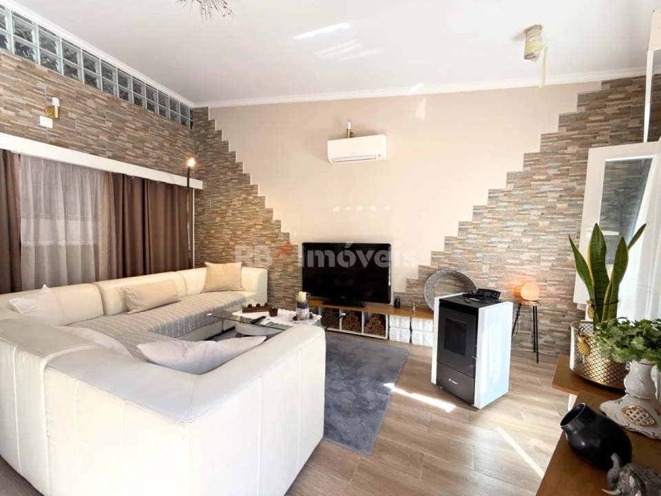 Moradia T3 para Venda em Paialvo Foto 4