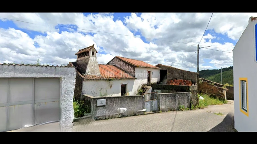 Moradia T2 para Venda em Mouriscas
