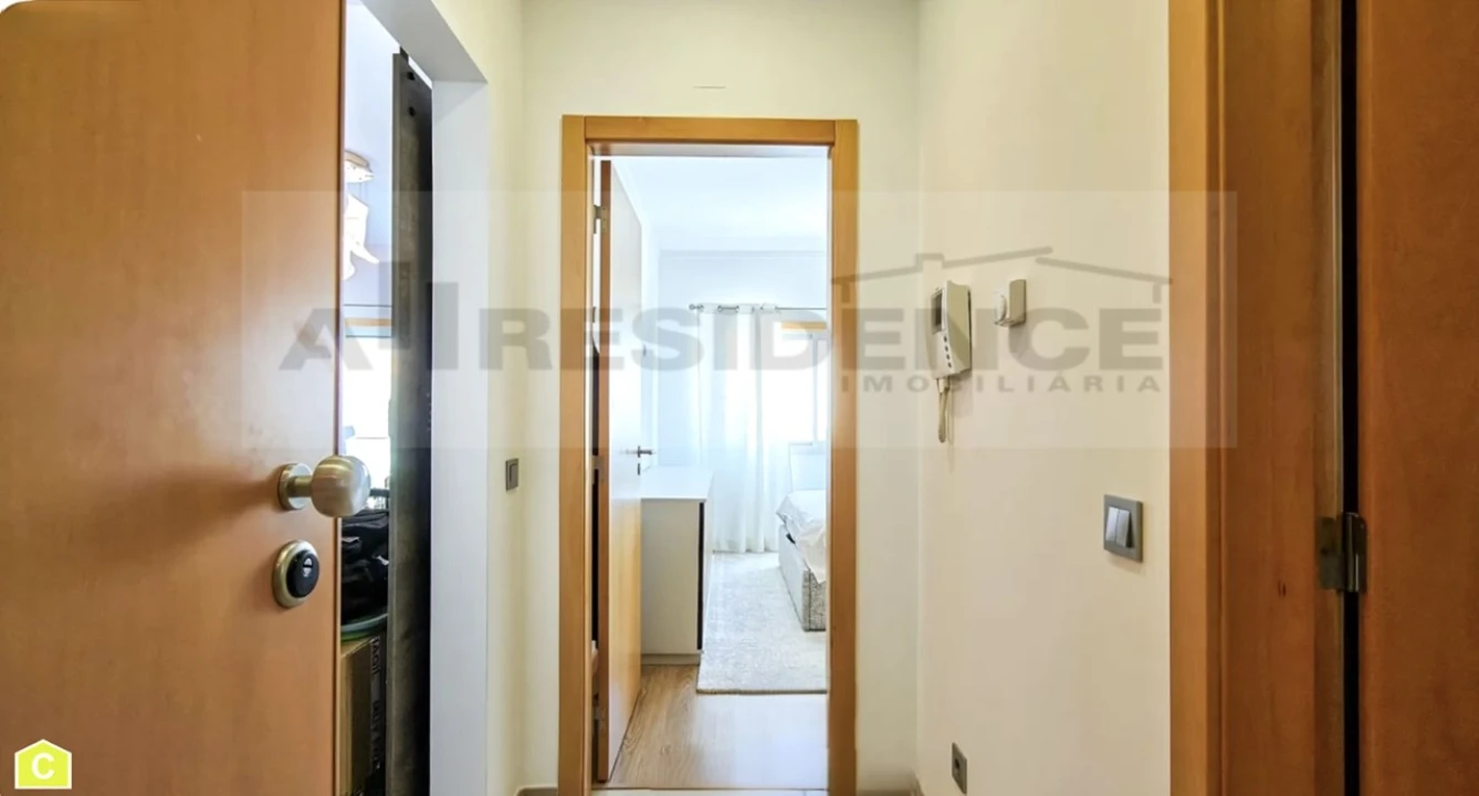 Apartamento T1 para Venda em Albufeira e Olhos de Água Foto 9