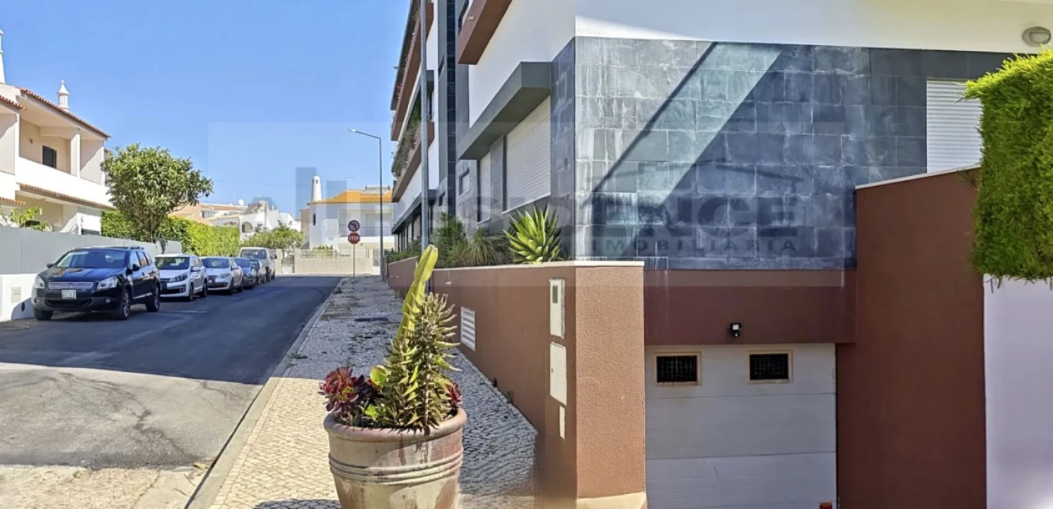 Apartamento T1 para Venda em Albufeira e Olhos de Água Foto 34