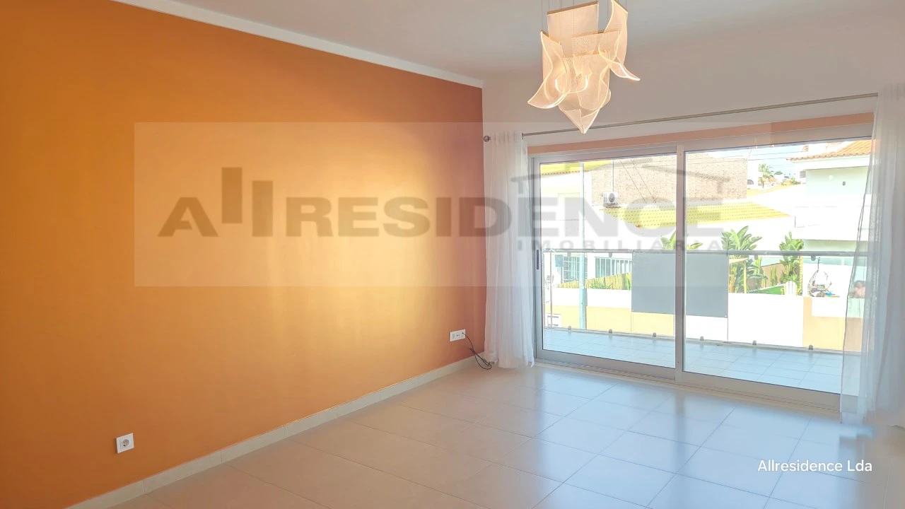 Apartamento T1 para Venda em Albufeira e Olhos de Água Foto 9
