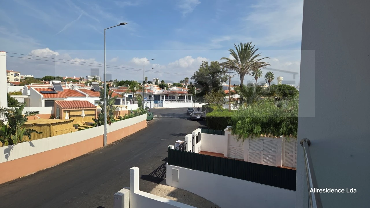 Apartamento T1 para Venda em Albufeira e Olhos de Água Foto 19