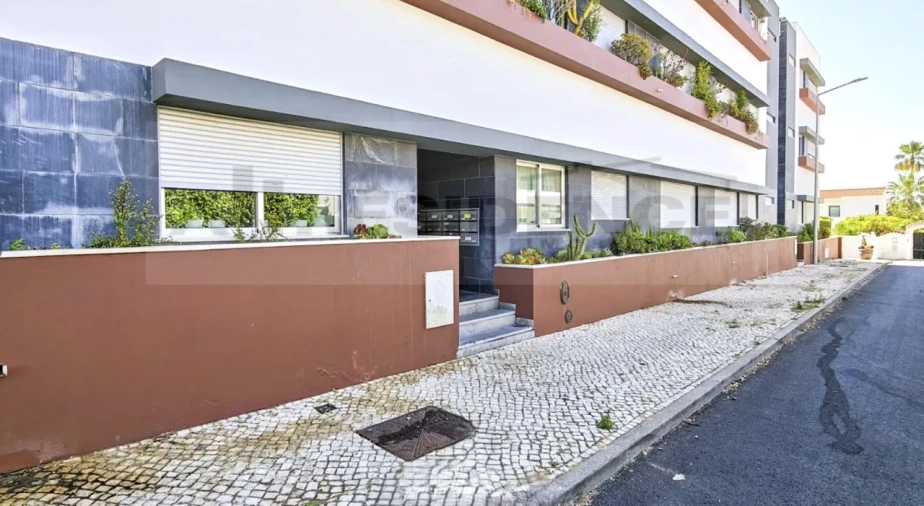 Apartamento T1 para Venda em Albufeira e Olhos de Água Foto 3
