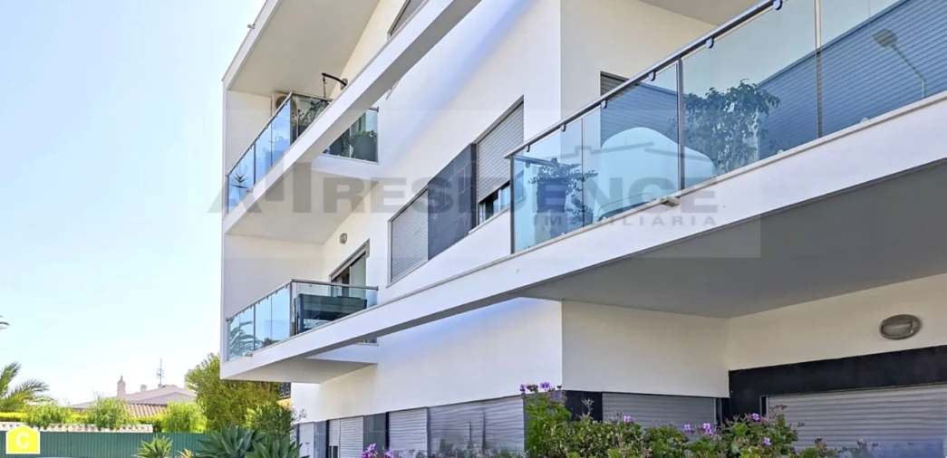 Apartamento T1 para Venda em Albufeira e Olhos de Água Foto 5