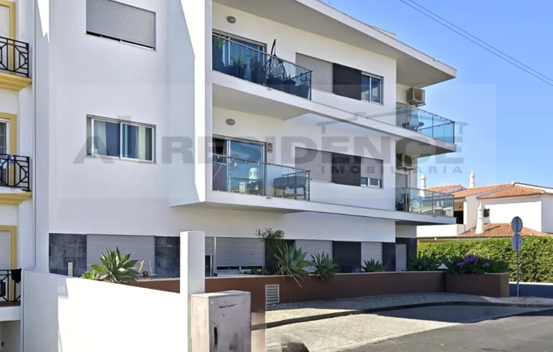Apartamento T1 para Venda em Albufeira e Olhos de Água Foto 24