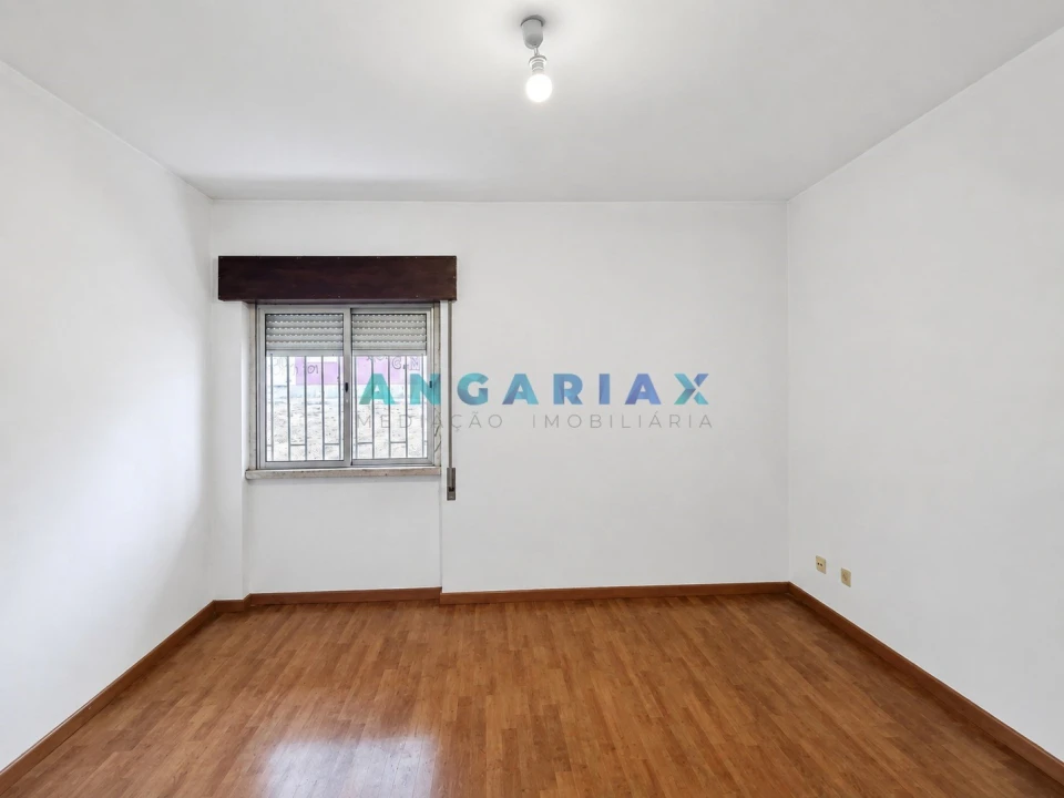 Apartamento T2 para Venda em Marrazes e Barosa Foto 3