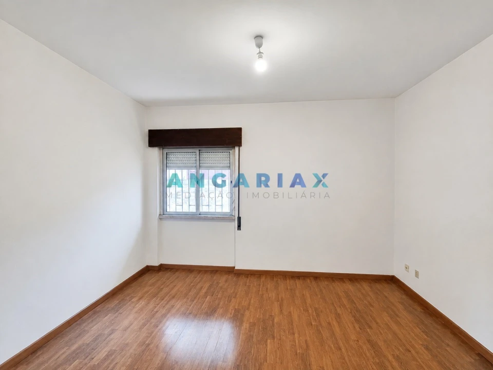 Apartamento T2 para Venda em Marrazes e Barosa Foto 12