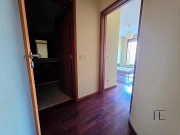 Apartamento T1 para Arrendamento em Moreira
