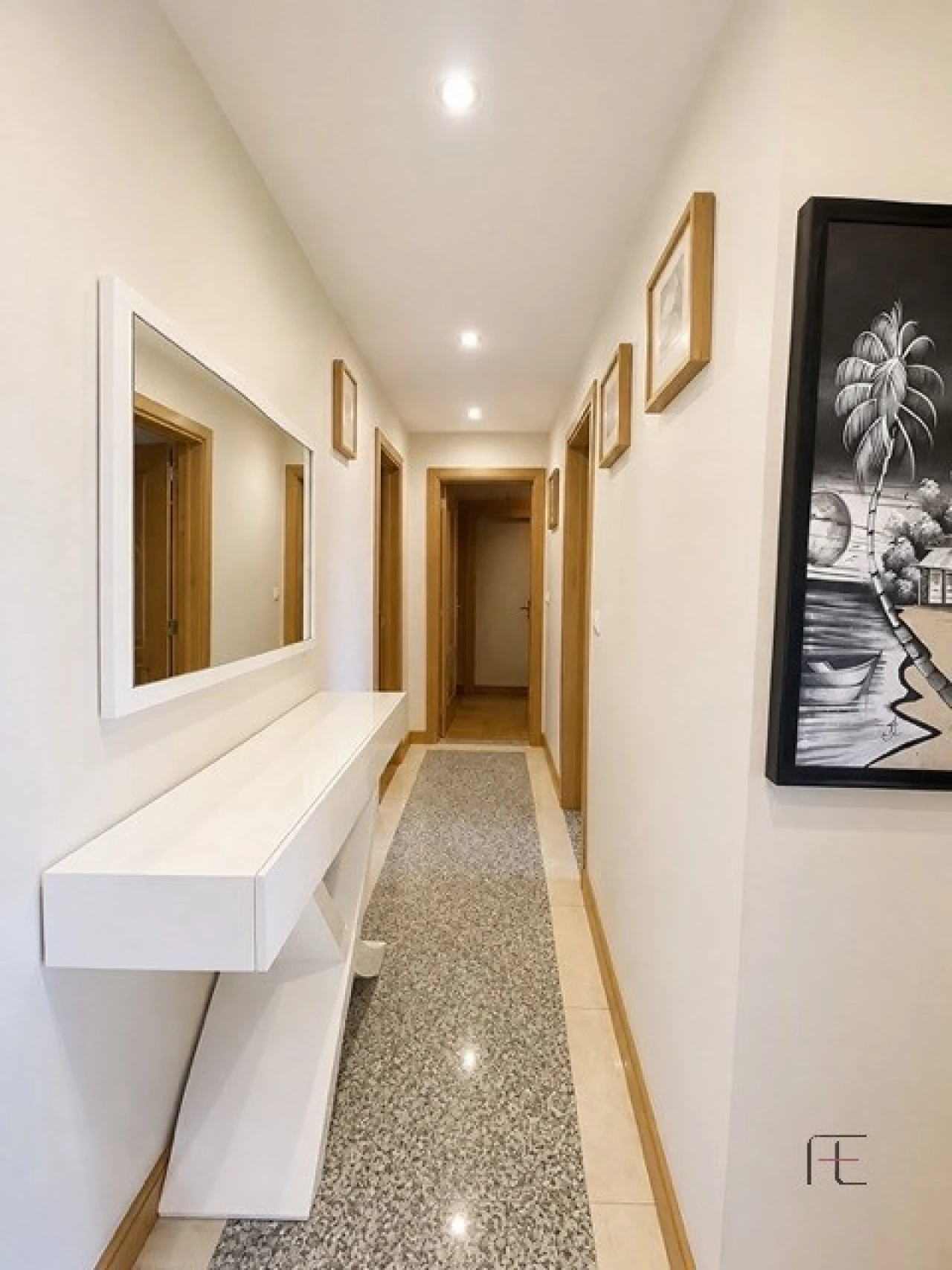 Apartamento T3 para Venda em Mafamude e Vilar do Paraíso Foto 8