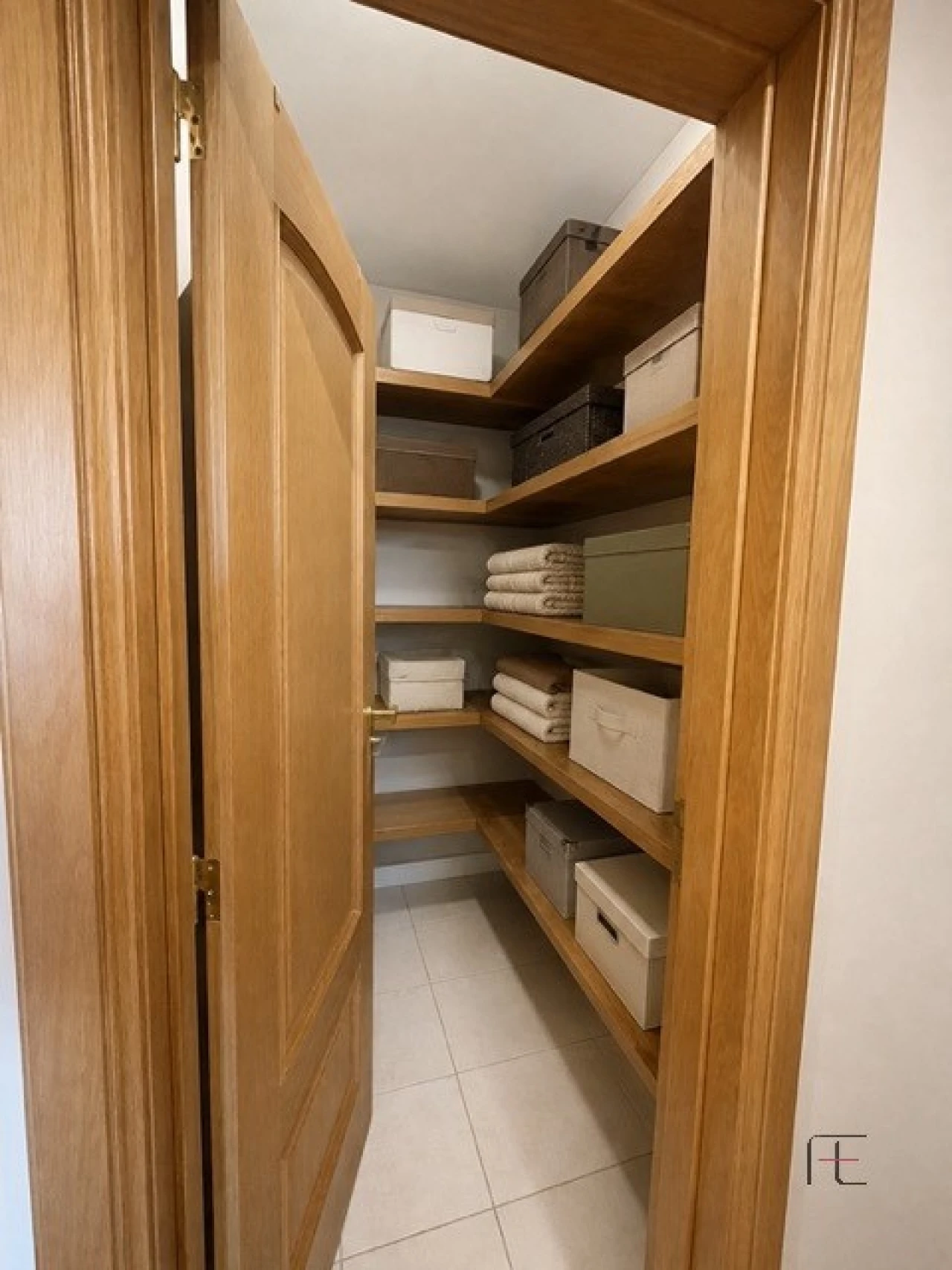Apartamento T3 para Venda em Mafamude e Vilar do Paraíso Foto 10