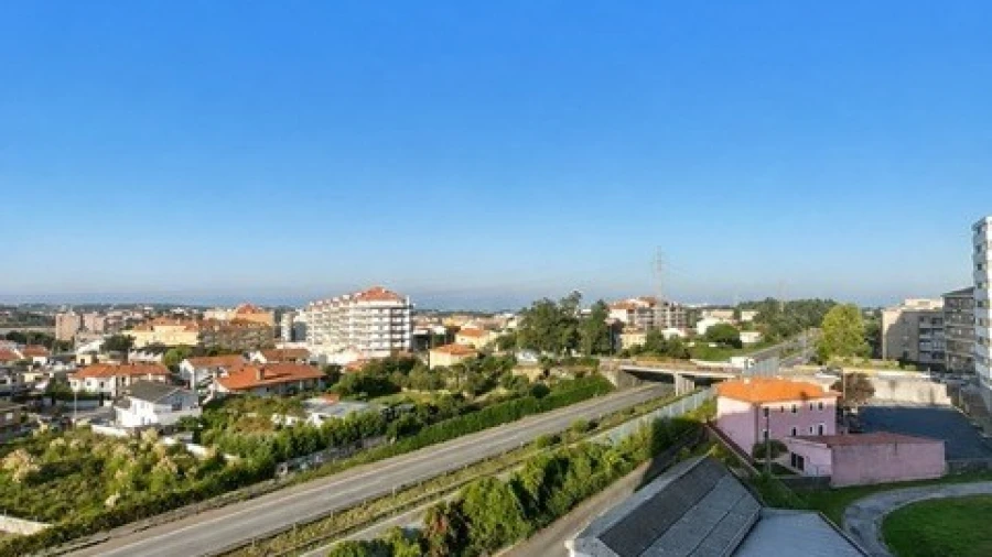 Apartamento T3 para Venda em Mafamude e Vilar do Paraíso