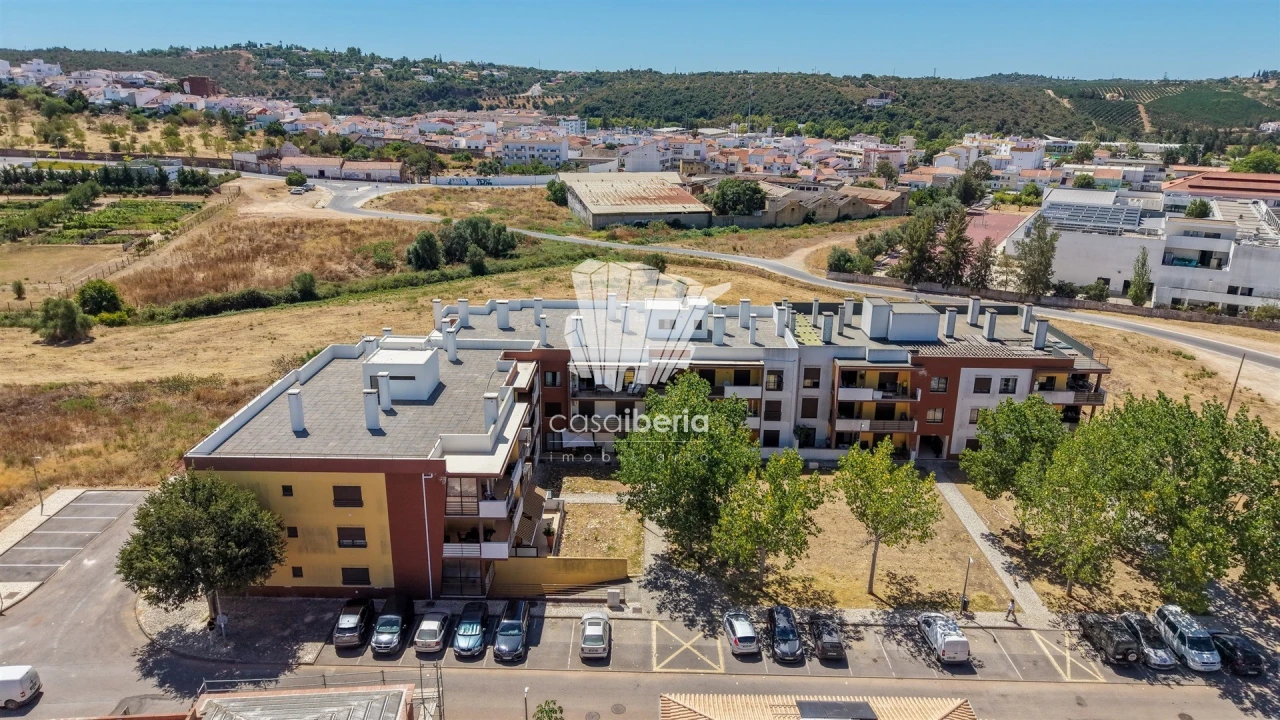 Apartamento T2 para Venda em Silves Foto 30