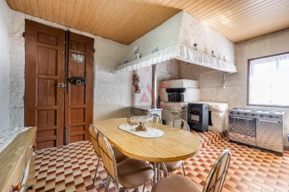 Moradia T3 para Venda em Margaride, Várzea, Lagares, Varziela, Moure