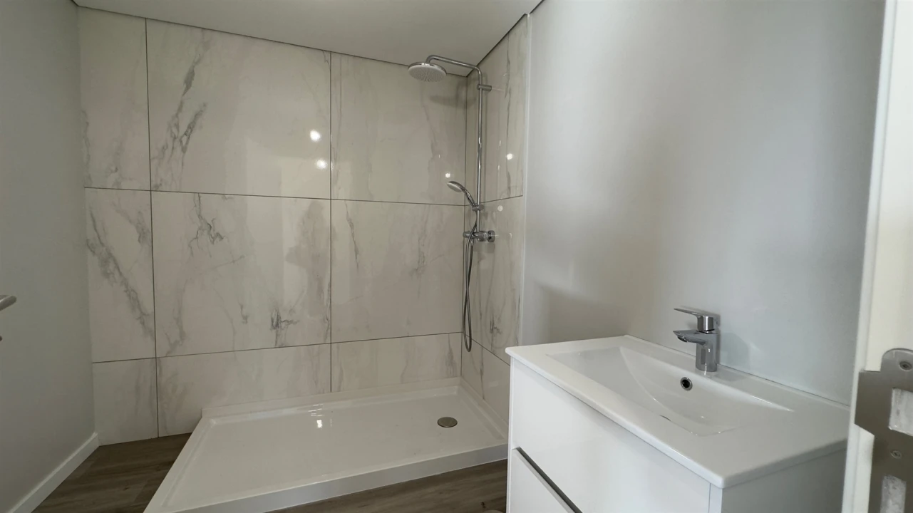 Apartamento T3 para Venda em Funchal (Se) Foto 21