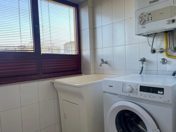 Apartamento T2 para Arrendamento em Ramalde Foto 5