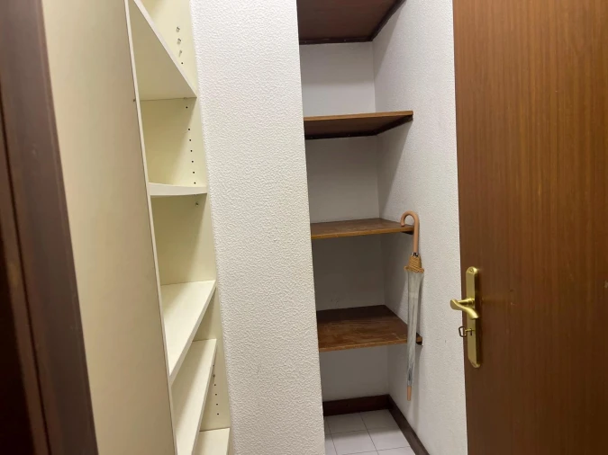 Apartamento T2 para Arrendamento em Ramalde Foto 6