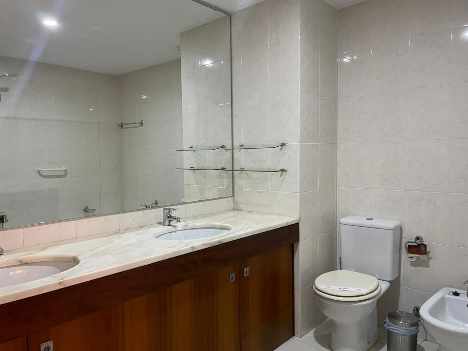 Apartamento T2 para Arrendamento em Ramalde Foto 12