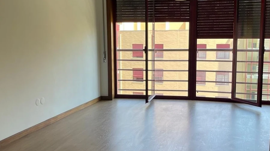 Apartamento T2 para Arrendamento em Ramalde